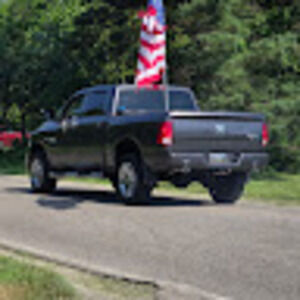 Meet your Posher, Maxon